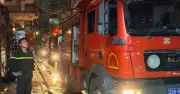 Hà Nội: Hỏa hoạn bùng phát tại nhà 5 tầng ở phường Hồng Hà, 5 người được giải cứu