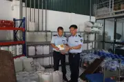 Hà Nội phát hiện cơ sở chứa gần 9.000 lít rượu có dấu hiệu vi phạm