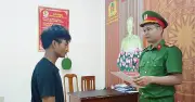 Hai đối tượng giả công an tuần tra đêm, khống chế người đi đường cướp tài sản