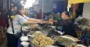 Hội Chợ Ẩm Thực Miền Tây Tại TP.HCM Thu Hút Đông Đảo Giới Trẻ Và Du Khách