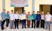 Hơn 15 năm gắn bó với cao-su, công nhân Điện Biên vui mừng nhận nhà mới từ 'Mái ấm nghĩa tình'
