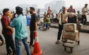 Hãng bay giá rẻ đối mặt thách thức: Giá nhiên liệu tăng, xung đột Trung Đông