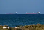 Hàng Chục Nghìn Thủy Thủ Mắc Kẹt Tại Eo Biển Hormuz Do Xung Đột Trung Đông