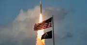 Hành trình trở lại Mặt Trăng: Những rào cản khiến NASA mất hơn nửa thế kỷ