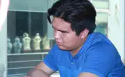 Hành trình vượt khó của sinh viên khiếm thị: 7 lần phẫu thuật, đổi hướng tìm đường đúng