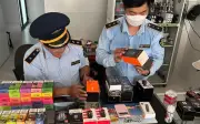 Hút thuốc lá điện tử tại nơi công cộng có thể bị phạt tới 5 triệu đồng