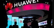 Huawei đối mặt với tốc độ tăng trưởng doanh thu thấp kỷ lục trong năm 2025