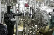 Iran bác bỏ đề xuất chuyển giao urani làm giàu của Mỹ