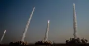 Iran ra mắt tên lửa Qassem Basir: Bước đột phá hay còn nghi vấn?