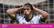 Italy trả giá đắt vì cầu thủ bàn chuyện tiền thưởng trước trận đấu sống còn