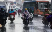 Không khí lạnh dị thường mở rộng, Bắc Bộ và Bắc Trung Bộ mưa dông trên diện rộng