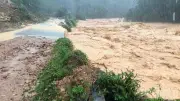 Không khí lạnh gây mưa lớn, cảnh báo lũ quét và sạt lở đất tại Quảng Ngãi, Gia Lai