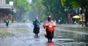 Không khí lạnh tràn xuống, miền Bắc mưa 2 ngày, miền Trung giảm nắng nóng từ 23/4