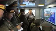 Kim Jong Un giám sát trực tiếp vụ thử tên lửa đạn đạo chiến thuật mới