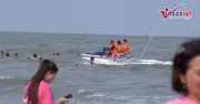 Mô tô nước chạy bát nháo trên biển Sầm Sơn, tiềm ẩn nguy cơ tai nạn