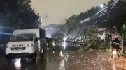 Mưa lớn kèm gió mạnh tại Thái Nguyên gây thiệt hại nghiêm trọng, một người tử vong