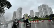 Miền Bắc mưa dông kéo dài, cảnh báo lốc sét và mưa đá trên diện rộng