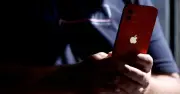 Máy tính ẩn trong Tin nhắn iPhone: Cách khai thác tính năng thú vị trên iOS 18