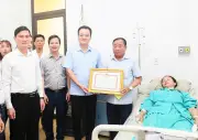 Nữ công nhân môi trường Lào Cai quên mình cứu học sinh trong cơn dông lốc