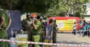 Nam sinh lớp 9 đâm bạn tử vong trước cổng trường