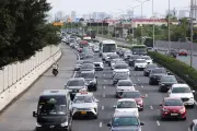 Đường ra cao tốc Pháp Vân - Cầu Giẽ ùn tắc từ sáng sớm ngày đầu nghỉ lễ 30/4 - 1/5