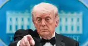 Ông Trump chỉ thị chuẩn bị kéo dài phong tỏa Iran