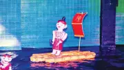 Nghệ Thuật Đa Sắc Màu: Từ Múa Rối Nước Đến Triển Lãm Đương Đại Nhật Bản