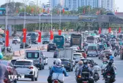Người dân vẫn tập nập rời Hà Nội trong ngày đầu kỳ nghỉ lễ 30/4 - 1/5