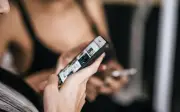 Người EQ thấp thường đăng gì trên mạng xã hội? Kiểu thứ 3 ai cũng từng thấy