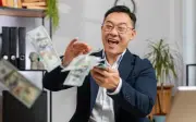 Người giàu thực sự luôn tránh chi tiêu vào 3 khoản này: Bí quyết tích lũy tài sản