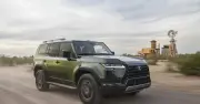 Người đàn ông chuyển gần 2 tỷ mua xe sang Lexus nhưng đại lý thất bại và lấy