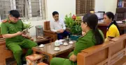 Người phụ nữ Lai Châu suýt mất tiền vì cuộc gọi lừa đảo giả danh công an