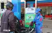 Nhiều đề xuất tháo gỡ khó khăn cho xăng E10 trước giờ G