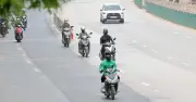 Nắng nóng gay gắt 40°C bao trùm từ Thanh Hóa đến Huế, Hà Nội và TP.HCM cũng chịu ảnh hưởng