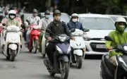 Nắng nóng gay gắt bao trùm Bắc Bộ và Trung Bộ, nhiệt độ lên đến 39 độ C