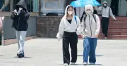 Nắng nóng gay gắt quay trở lại nhiều khu vực từ ngày 21.4, nhiệt độ có nơi trên 38 độ C