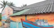 Đảo An Bình khoác áo mới với bích họa rực rỡ, thu hút du khách