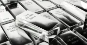 Peru Dẫn Đầu Thế Giới Về Trữ Lượng Bạc, Mexico Vượt Trội Về Khai Thác