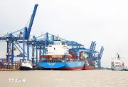 Phát triển cảng biển đòn bẩy cho tài chính hàng hải Việt Nam