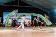 Rộn ràng nhịp trống uyên chuyển, bước nhảy Lân Sư Rồng tại Lâm Viên