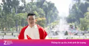 Rợp áo dài trắng, cờ đỏ sao vàng tại Dinh Độc Lập sáng 30/4