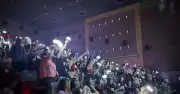 Sự cố phát sóng BTS tại rạp: CGV, Lotte Cinema hủy chiếu, đền bù khán giả