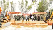 Sau lũ lịch sử, Quân khu 5 giúp dân Đắk Lắk xây lại nhà cửa kiên cố