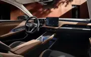 Sedan Hạng C Giá 305 Triệu Đồng: Đẳng Cấp, Sang Trọng, Cạnh Tranh Camry