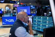 S&P 500 và Nasdaq lập đỉnh lịch sử nhờ kỳ vọng thỏa thuận Mỹ - Iran