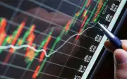 Thị Trường Chứng Khoán Ngày 15/4: VN-Index Vượt 1.800 Điểm, Khối Ngoại Bán Ròng Mạnh