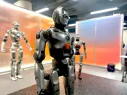 Thung lũng Robot: Thế giới kỳ diệu của truyện tranh bước ra đời thực