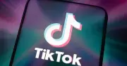 TikTok thử nghiệm công cụ tạo meme AI từ video người dùng, gây lo ngại quyền riêng tư