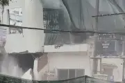 Tiệm bánh Đà Nẵng đổ sập trong vài giây do tháo dỡ công trình lân cận