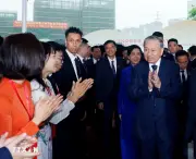 Tổng Bí thư, Chủ tịch nước dự Lễ khai mạc Liên hoan Nhân dân biên giới Việt - Trung